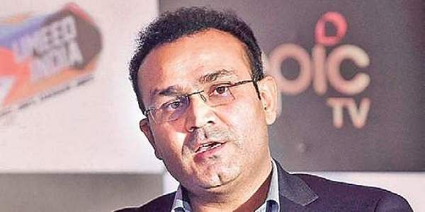 சுழற்பந்தில் இப்படியா தடுமாறுவது: சேவாக் விளாசல்