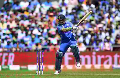 4-ஆம் வரிசையில் தோனி? ரோஹித் கருத்தை பிரதிபலிக்கும் முன்னாள் ஆஸி. வீரர்