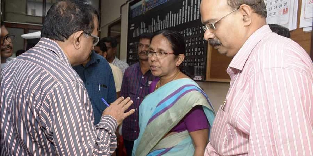 கேரள இளைஞர் நிபா வைரஸ் காய்ச்சல் அறிகுறியுடன் மருத்துவமனையில் அனுமதி