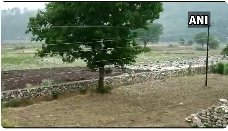 உத்தரகாண்டில் கன மழை, ஆறுகளில் வெள்ளப்பெருக்கு: காணுங்கள் இந்த அரிய விடியோவை