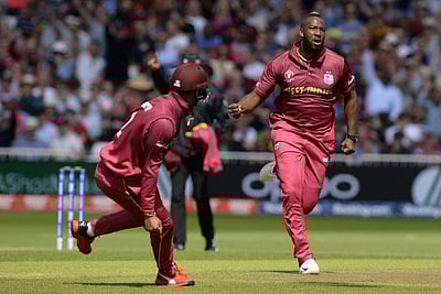 சரிவைத் தடுத்த ஸ்மித்: ஆஸ்திரேலியாவுக்கு எதிராக மேற்கிந்தியத் தீவுகள் அணி அபார பந்துவீச்சு!