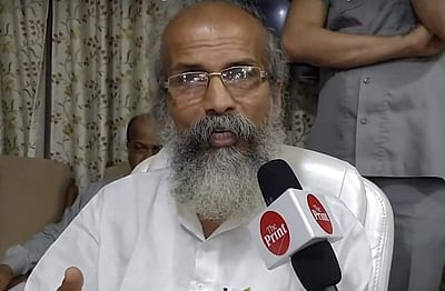 சர்ச்சைக்குரிய அமைச்சர் சாரங்கி... பாராட்டு எளிமைக்கும் சேவைக்கும் மட்டுமே தவிர மதவெறித் தூண்டலுக்கு அல்ல!