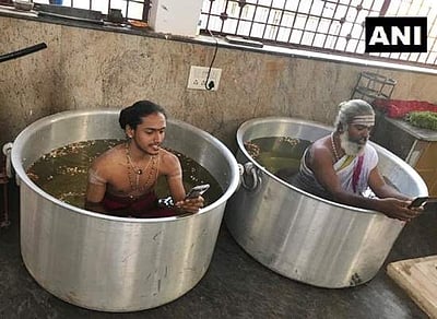 பெங்களூரு சோமேஷ்வரர் ஆலயத்தில் மழை வேண்டி சிறப்பு யாகம்