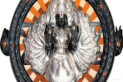 சுதர்ஸன ஜெயந்தி: அபய கரம் நீட்டும் சக்கரத்தாழ்வார் பற்றி ஜோதிடம் கூறும் ரகசியங்கள்!