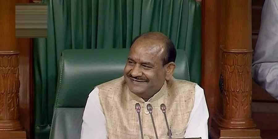 ஜாலியாகப் பேசிக் கொண்டிருக்க வேண்டுமா? வெளியே செல்லுங்கள்! மக்களவை சபாநாயகர் உத்தரவு