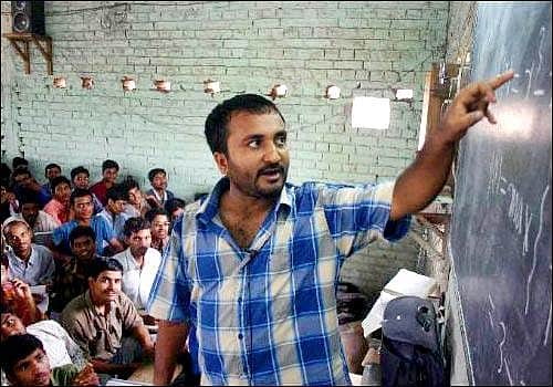 மூளைக் கட்டியால் பாதிக்கப்பட்டிருக்கும் 'சூப்பர் 30' நிறுவனர் ஆனந்த் குமார்! 