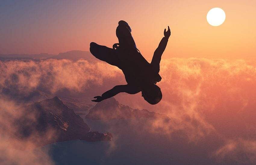 மயிர்க்கூச்செறியும் திகில் அனுபவத்தில் சிக்கி உயிர் பிழைத்த அதிர்ஷ்டசாலிகளா நீங்கள்? தினமணியில் பகிருங்களேன் உங்கள் அனுபவங்களை!