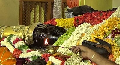 அத்திவரதரை தரிசிக்க உள்ளூர் மக்கள் இன்று ஒருநாள் மட்டும் வரவேண்டாம்: ஆட்சியர் வேண்டுகோள்