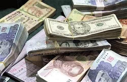 576 ultra-rich individuals in the country