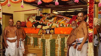 கோலாகலமாக துவங்கியது ஸ்ரீ அத்தி வரதர் தரிசனம்