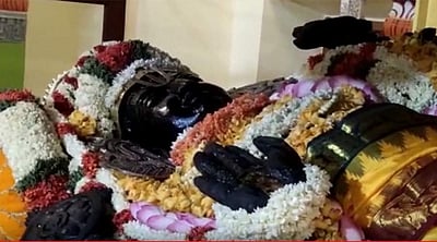 கிடைத்தற்கு அரிய தரிசனம்: 13-வது நாளாக அத்திவரதரை காணக் குவியும் பக்தர்கள்! 