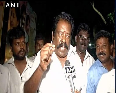 முதல்வரைச் சந்தித்த அதிமுக அதிருப்தி எம்எல்ஏ: மேலும் ஒரு டிடிவி விக்கெட் 'அவுட்'! 