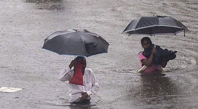 கர்நாடகாவில் கனமழை: உடுப்பி மற்றும் குடகு மாவட்டங்களுக்கு சிகப்பு எச்சரிக்கை