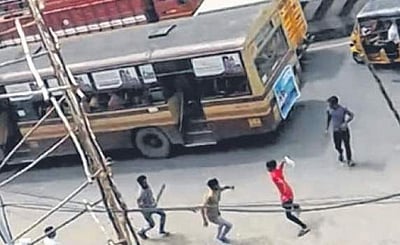 சென்னையில் 90 ரூட் தல மாணவர்கள்: காவல்துறை கண்டுபிடித்த அதிர்ச்சித் தகவல்