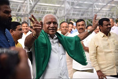 கர்நாடக இடைத்தேர்தல்: பாஜக 11 இடங்களில் முன்னிலை