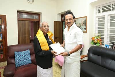திராவிடர் கழகத் தலைவர் வீரமணி - திமுக தலைவர் ஸ்டாலின் சந்திப்பு  