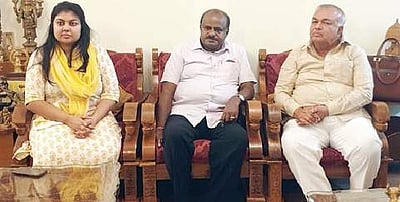 கர்நாடகத்தில் நிலையான ஆட்சியை பாஜகவால் வழங்க முடியாது: காபந்து முதல்வர் குமாரசாமி