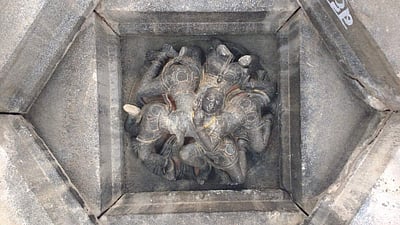 கூடல் சங்கமேஸ்வரர் - ஐந்து உடல், ஒரு தலை சிற்பம்!