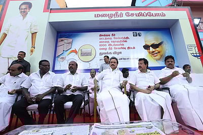 நாம் எதிர்க்கட்சியா அல்லது ஆளும் கட்சியா என்று எனக்கு ஆச்சர்யம்: ஸ்டாலின் பேச்சு 