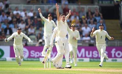 அடேங்கப்பா.. ஒரே நாளில் இத்தனை தவறுகளா? சர்ச்சையில் ஆஷஸ் நடுவர்கள்