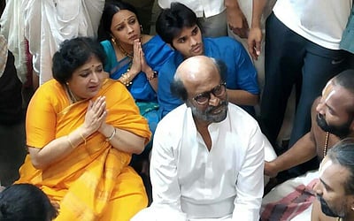 அத்தி வரதரை தரிசித்த நடிகர் ரஜினிகாந்த்