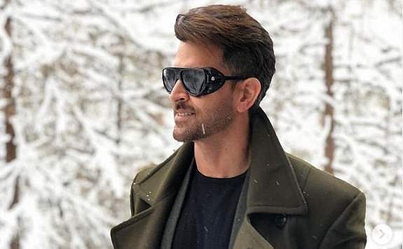 ‘உலகின் மிக அழகிய ஆண்’ பட்டத்தை வென்ற பிரபல பாலிவுட் நடிகர் ஹிருத்திக் ரோஷன்!