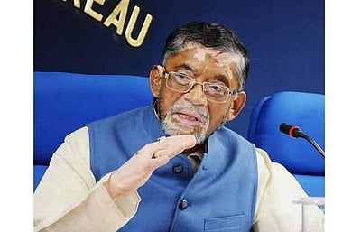 'நாட்டில் வேலை இருக்கிறது; வேலைக்கான தகுதி தான் இல்லை' - மத்திய அமைச்சரின் சர்ச்சை பேச்சு!