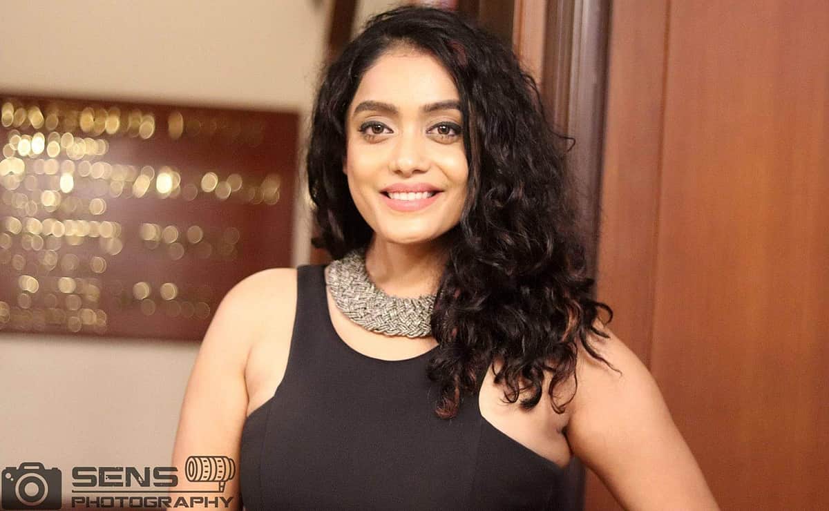 ஆங்கிலத்துடன் ஒப்பிடும்போது தமிழ் தான் கெத்து: ‘பிக் பாஸ்’ அபிராமி