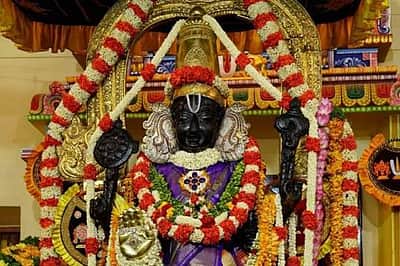 அத்திவரதர் உள்ளங்கையிலிருந்த மா.சு.ச பற்றி உங்களுக்குத் தெரியுமா?