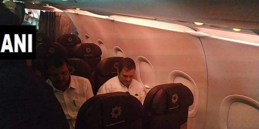 திருப்பி அனுப்பப்பட்ட நிலையிலும், காஷ்மீரின் சூழலை தெரிந்துகொண்ட ராகுல் காந்தி! 