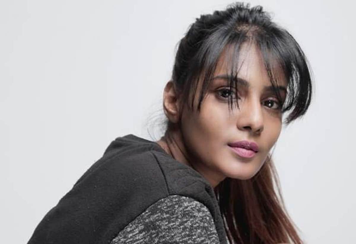 ‘பிக் பாஸ்’ மீரா மிதுன் மீது வழக்குப் பதிவு