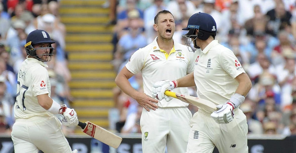 இரு நாள்களில் 10 தவறுகள்: ஆஷஸ் தொடரில் சர்ச்சைக்குள்ளாகும் நடுவர்களின் முடிவுகள்!