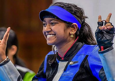 இளவேனில் வாலறிவன் தமிழக வீராங்கனையா?