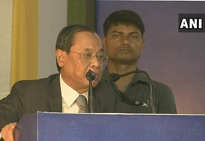 நீதிமன்றங்களில் 2 லட்சத்துக்கும் மேலான வழக்குகள் தேக்கம்: தலைமை நீதிபதி ரஞ்சன் கோகய் வேதனை