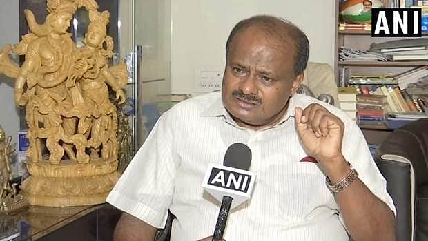 ஆட்சி கவிழ கர்நாடக காங்கிரஸ் மூத்த தலைவர்கள் தான் காரணம்: குமாரசாமி பரபரப்பு பேட்டி