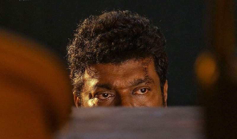 சூர்யாவின் காப்பானுடன் மோதும் ஆர். பார்த்திபனின் ஒத்த செருப்பு!