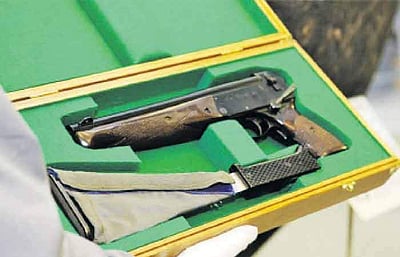 விண்வெளி வீரர்களுக்கு ஆயுதம்: ரஷியா திட்டம்