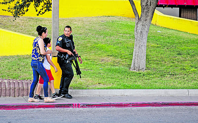 அமெரிக்க டெக்ஸாஸ் மாகாண துப்பாக்கிச் சூடு: பலி எண்ணிக்கை 7 ஆக அதிகரிப்பு 