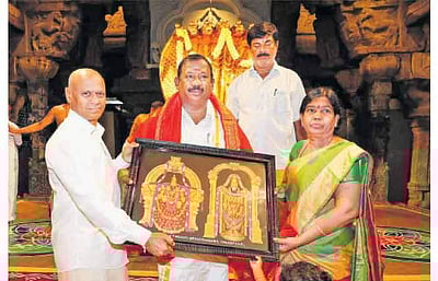 திருமலையில் தமிழக அரசின் சார்பில் விருந்தினர் மாளிகை கட்ட நடவடிக்கை: குமரகுரு