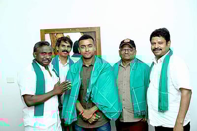 விவசாயிகளுக்குக் குரல் கொடுத்த காப்பான் படம்: கே.வி. ஆனந்த், சூர்யாவுக்கு விவசாயிகள் சங்கம் பாராட்டு!