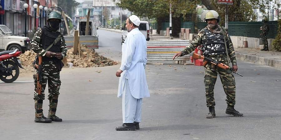 காஷ்மீரில் 8,000 பிஎஸ்என்எல் சிம்கள் ஆக்டிவ்; அரசு ஊழியர்களுக்கு மட்டும் புதிய சிம்கள்