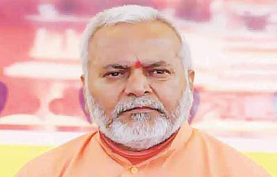 மாணவி மீது குண்டா் சட்டத்தில் வழக்கு: காவல்துறைக்கு சின்மயானந்த் கடிதம்