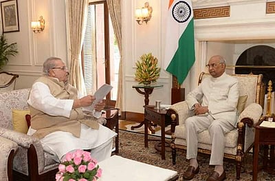 குடியரசுத் தலைவருடன் காஷ்மீர் ஆளுநர் திடீர் சந்திப்பு