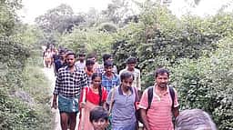 சித்ரா பௌர்ணமி: சதுரகிரியில் குவிந்த ஆயிரக்கணக்கான பக்தர்கள்!