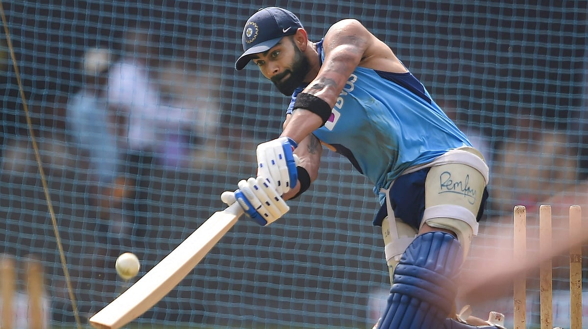 கே.எல். ராகுலுக்காக ஒரு படி கீழே இறங்கி விளையாடும் கோலி! ரசிகர்கள் அதிர்ச்சி!