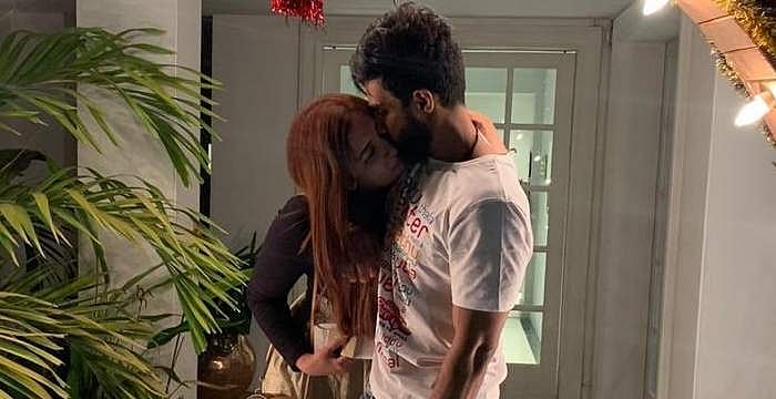 நடிகர் விஷ்ணு விஷாலுடனான நெருக்கமான புகைப்படங்களை வெளியிட்டார் பிரபல பாட்மிண்டன் வீராங்கனை!