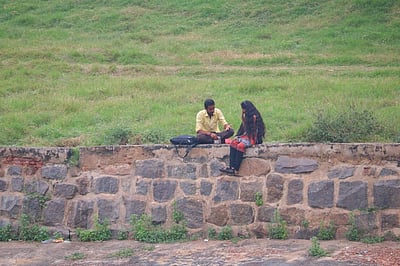 குற்றச் செயல்களின் கூடாரமா வேலூர்க் கோட்டை?