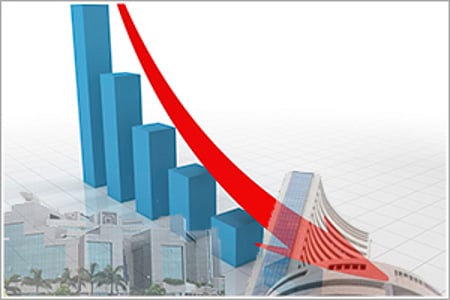 பங்குச் சந்தையில் தொடா் சரிவு: சென்செக்ஸ் மீள முடியாமல் தவிப்பு!