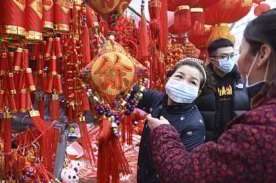 கரோனா வைரஸ்: சீனாவில் வெளியே வரமுடியால் தவிக்கும் தமிழக மாணவா்கள்!