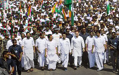 கோட்சேவும், மோடியும் ஒரே கொள்கையைத்தான் நம்புகின்றனர்: ராகுல் காந்தி